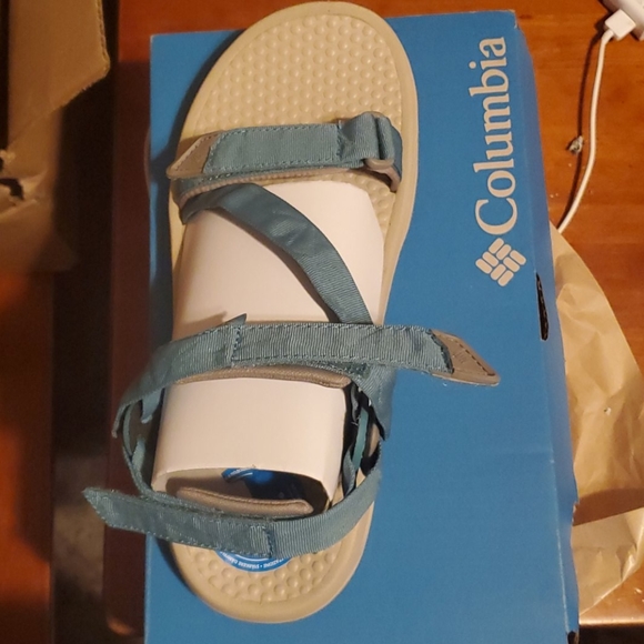 columbia big water sandals